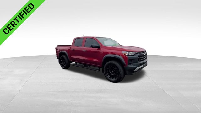 View vehicle photo 3