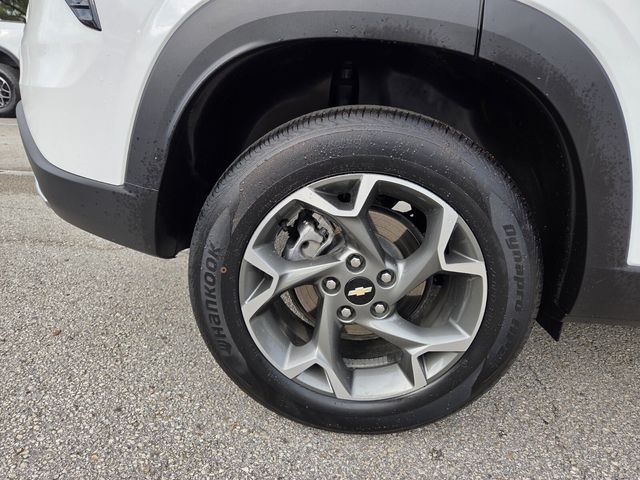 2025 Chevrolet Trax #23