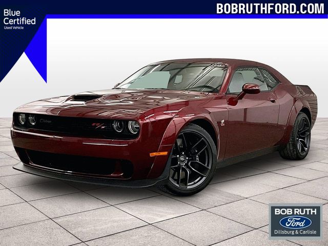 Octane Red Pearlcoat 2022 Dodge Challenger R/T Scat Pack Widebody RWD Coupe Rear-Wheel Drive 8-Speed Automatic