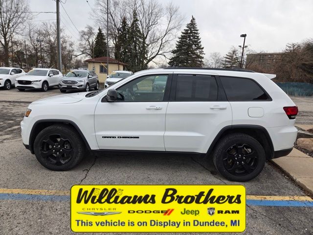 2019 Jeep Grand Cherokee Upland Edition - Bright White Clearcoat exterior view 6