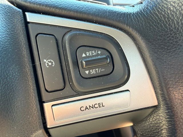 Used 2017 Black Subaru 2.5i Premium image 16