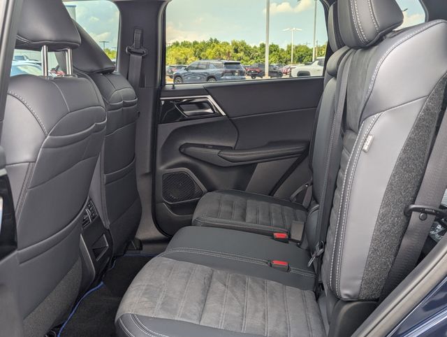 New 2025 Blue Mitsubishi SE image 25