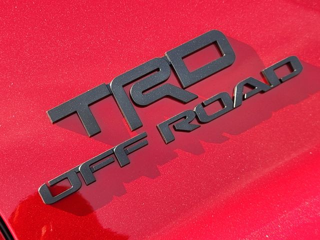 2026 Toyota 4Runner i-FORCE MAX Hybrid TRD Off Road Premium - 7