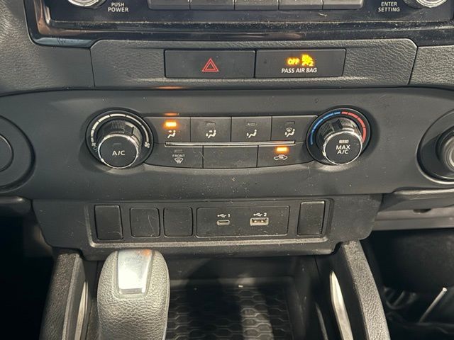 2022 Nissan Frontier SV photo