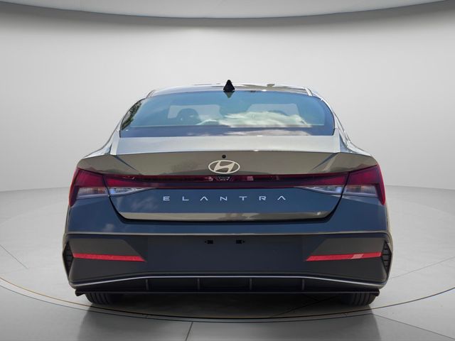 2026 Hyundai Elantra - $21,659