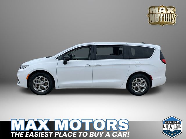 2024 Chrysler Pacifica Limited 4