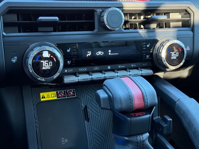 2025 Toyota Tacoma TRD Pro - Photo 23