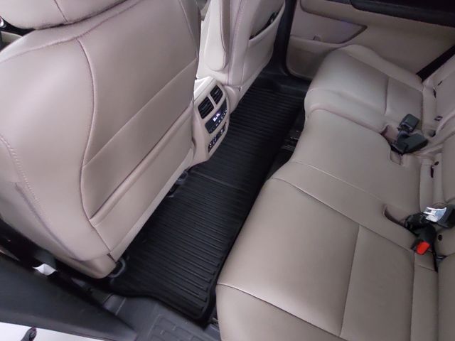 2016 – Honda – Pilot