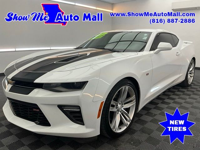 Summit White 2016 Chevrolet Camaro 1SS Coupe RWD Coupe Rear-Wheel Drive 6-Speed Manual