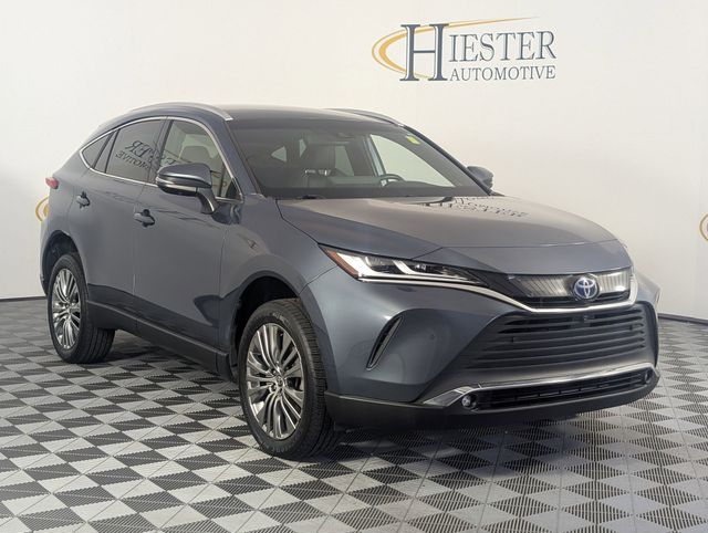 Coastal Gray Metallic 2022 Toyota Venza SUV / Crossover All-Wheel Drive Continuously Variable Transmission