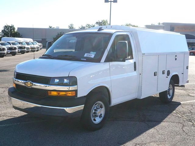 2025 Chevrolet Express 3500