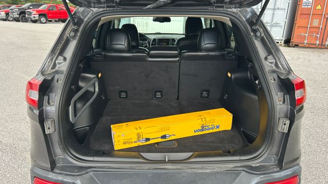 Used 2016 Jeep Cherokee SUV
