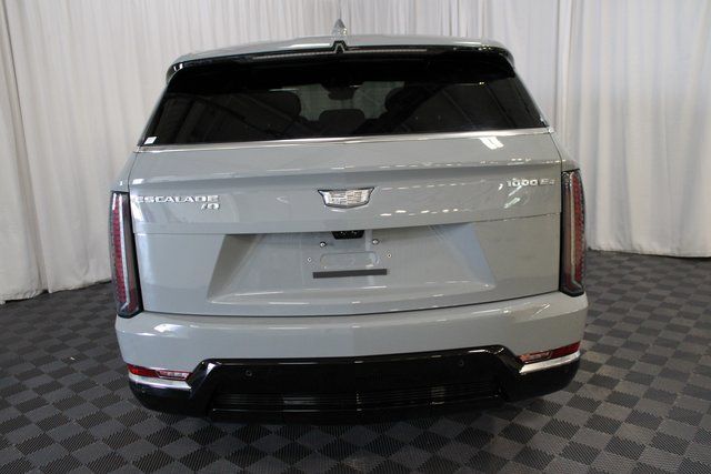 New 2026  Cadillac LUXURY image 5