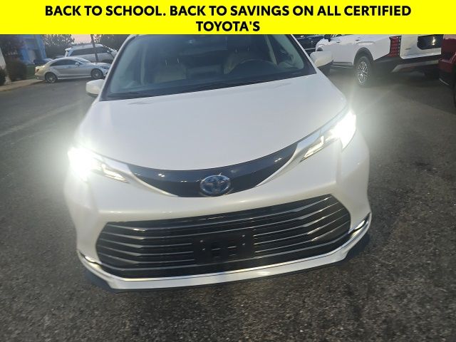 Used 2023 Toyota Sienna Van