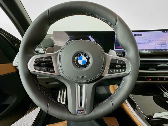 2025 BMW X5 M60i 11