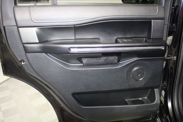 2021 Ford Expedition XLT photo