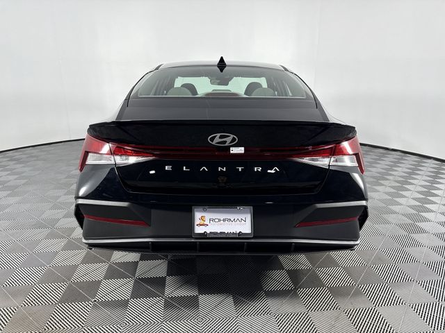 New 2025 Hyundai Elantra For Sale in Indianapolis, IN