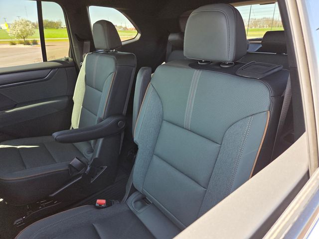 2026 GMC Acadia AT4 AWD