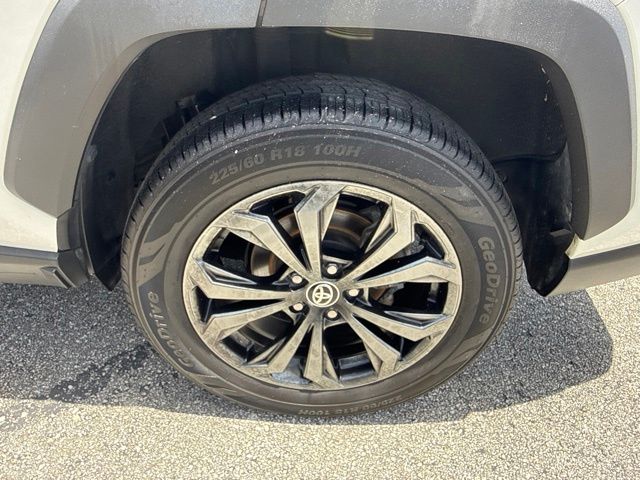 2022 Toyota RAV4 XLE Premium - Photo 32