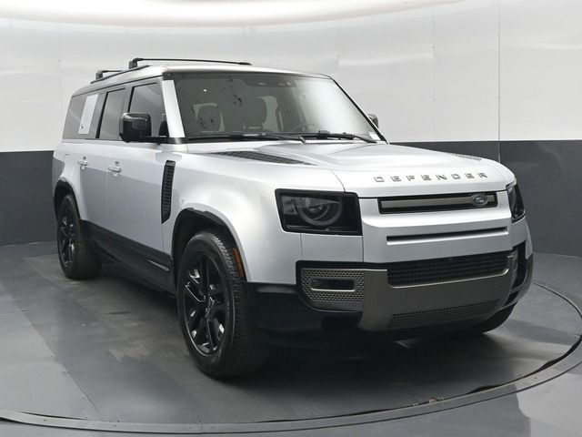  2024 Land Rover Defender 130 P400 X-Dynamic SE AWD   