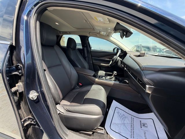 2023 Mazda CX-30 Premium - Photo 17