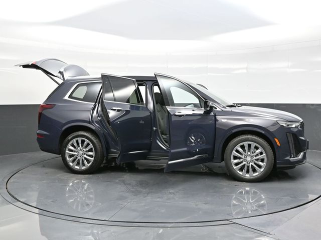 2025 Cadillac XT6 Premium Luxury photo