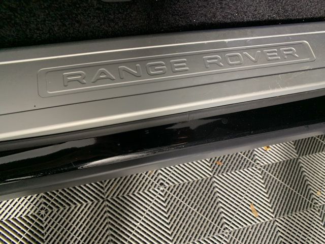 2021 Land Rover Range Rover Westminster 35