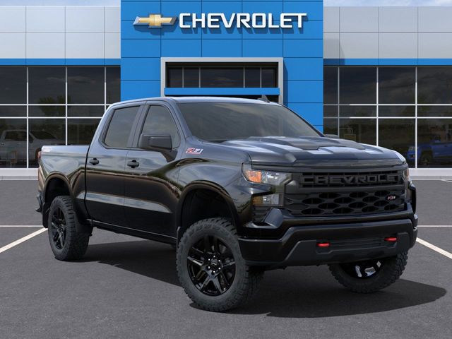 2025 Chevrolet Silverado 1500 Custom Trail Boss 2