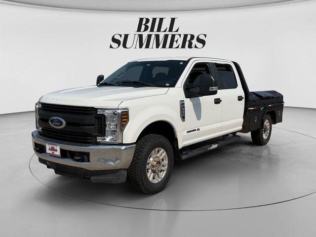 Oxford White 2019 Ford F-350 Super Duty Pickup Truck Four-Wheel Drive 6-Speed Automatic