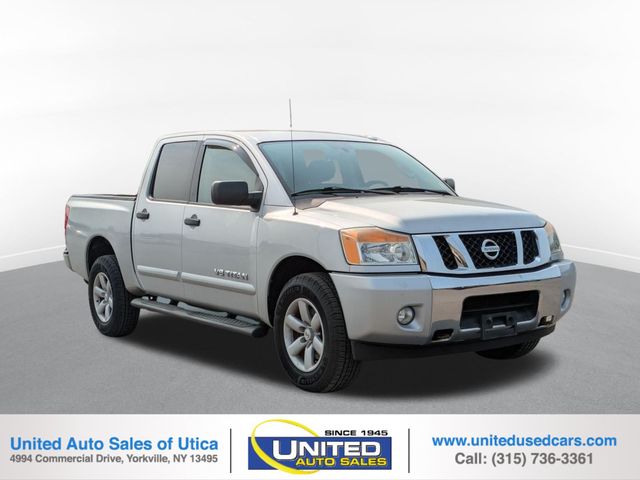 2013 Nissan Titan SV Crew Cab 4WD