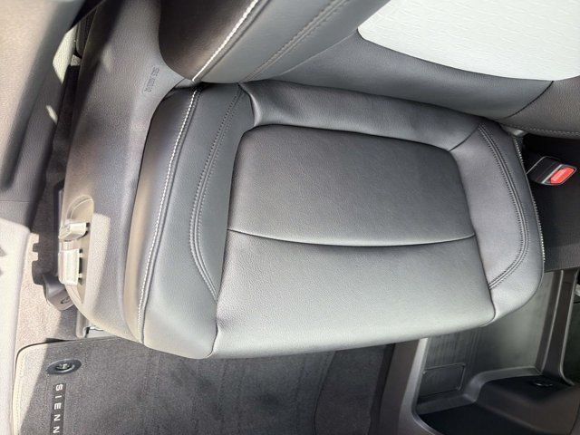 New 2026 Toyota Sienna Van