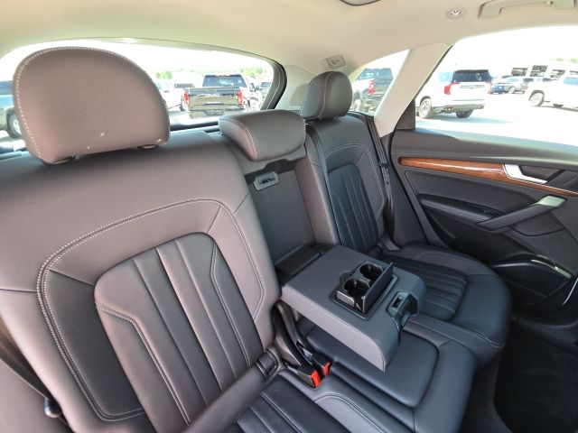 Photo of 2022 Audi Q5 45 S line Premium in Dallas, GA - 16,  2022 Audi Q5 45 S line Premium:167226A