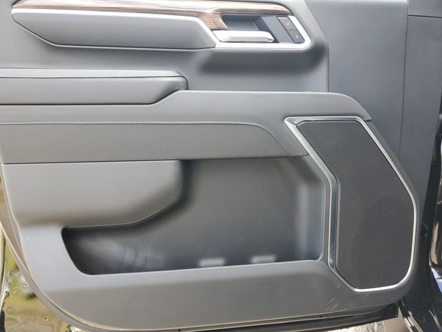 2026 Chevrolet Silverado 2500 Crew Cab 4WD Pickup for sale #TF353445 - photo 21
