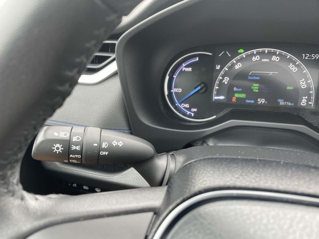 2021 Toyota RAV4 Hybrid XSE 34