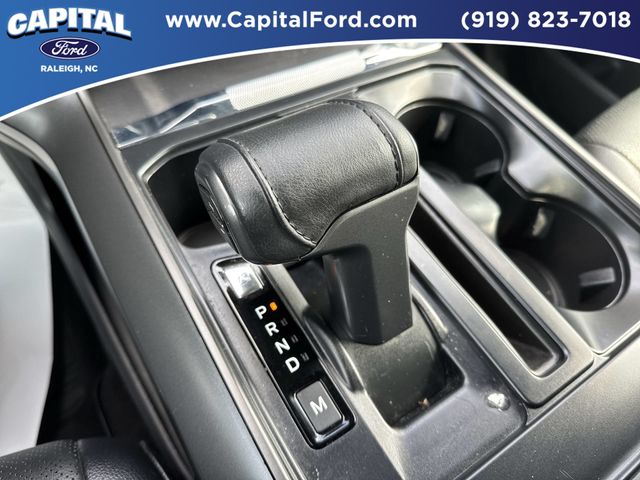 Used 2024 White Ford Lariat image 31