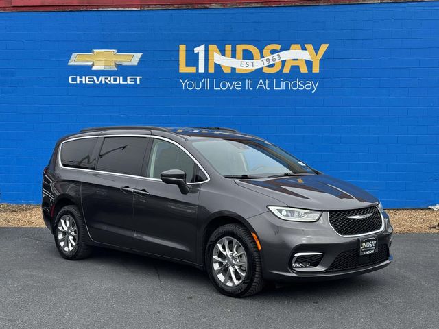 2022 Chrysler Pacifica Touring L AWD