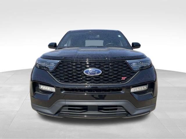 2022 Ford Explorer ST 10