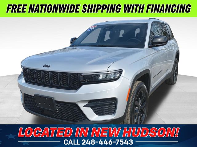 Silver Zynith 2025 Jeep Grand Cherokee Altitude 4WD SUV / Crossover Four-Wheel Drive 8-Speed Automatic