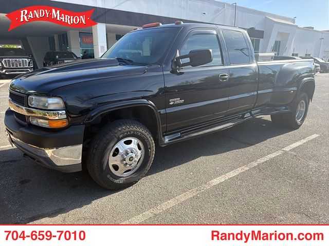 Onyx Black 2001 Chevrolet Silverado 3500 LS Extended Cab LB DRW 4WD Pickup Truck Four-Wheel Drive 5-Speed Automatic Overdrive