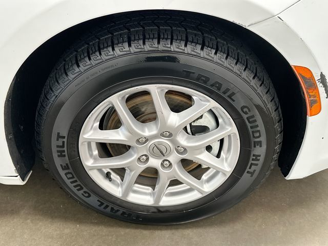 2022 Chrysler Voyager LX White at Phil Fitts Ford