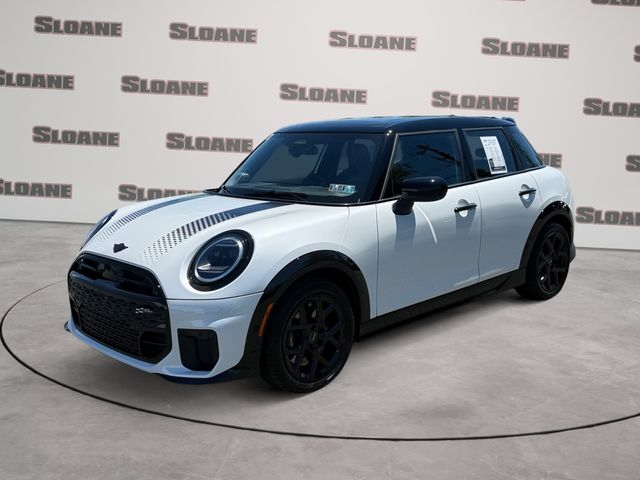 White Metallic 2026 MINI Cooper S 4-Door Hatchback FWD Hatchback Front-Wheel Drive 7-Speed Automatic