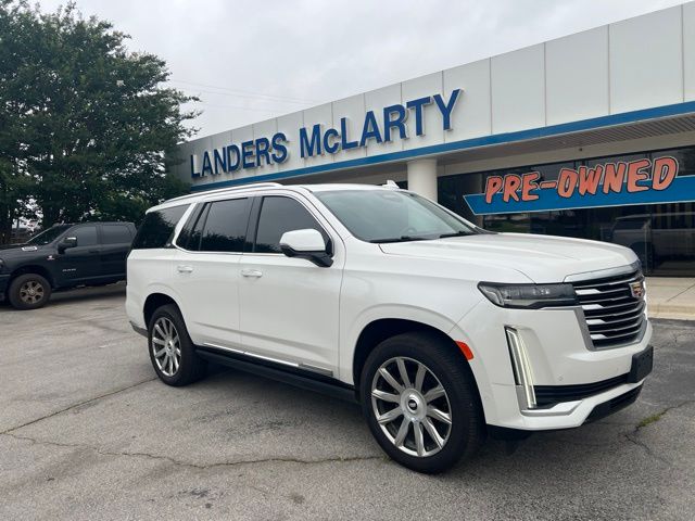 Crystal White Tricoat 2021 Cadillac Escalade SUV / Crossover Rear-Wheel Drive Automatic