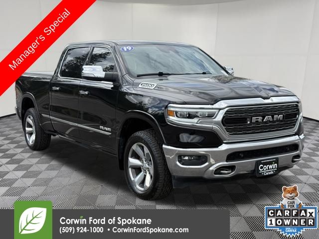 Diamond Black Crystal Pearlcoat 2019 RAM 1500 Pickup Truck Four-Wheel Drive 8-Speed Automatic