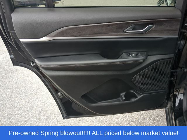 Used 2024 Diamond Black Jeep Limited image 36