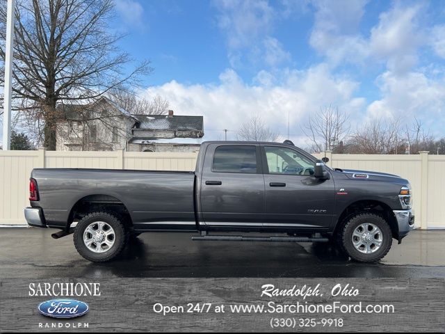 2025 RAM 3500 Big Horn Crew Cab LB 4WD