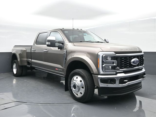 2023 Ford F-450SD King Ranch
