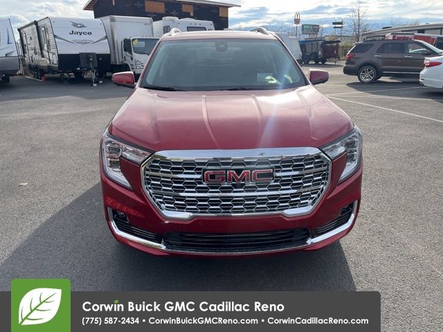 2024 GMC Terrain Denali 32