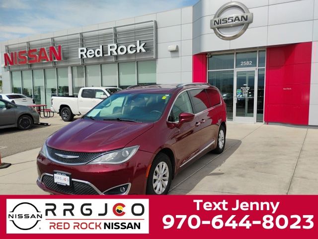 Velvet Red Pearlcoat 2019 Chrysler Pacifica Minivan Front-Wheel Drive 9-Speed Automatic