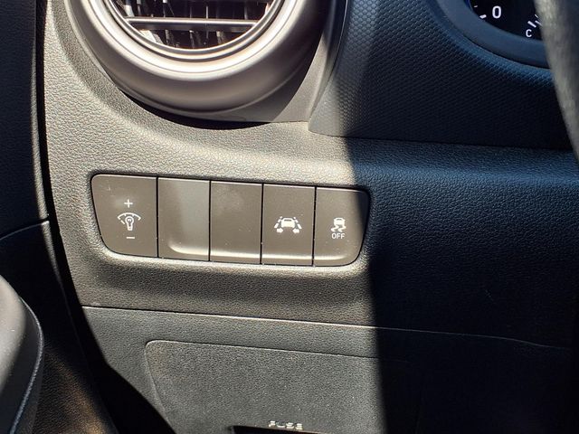 2019 Hyundai Kona - Image 16