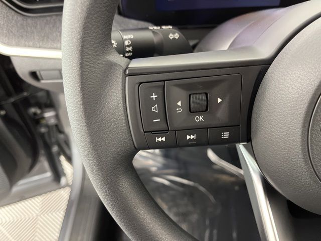New 2026 Gray Nissan S image 19
